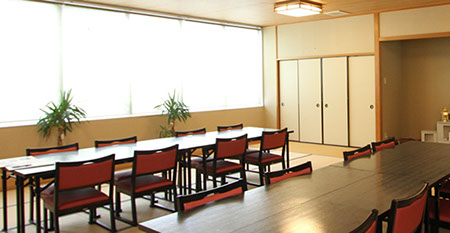 法事会館　優善は、法事専門の会館です。お気軽にうるま優交社にお問い合わせ下さい。